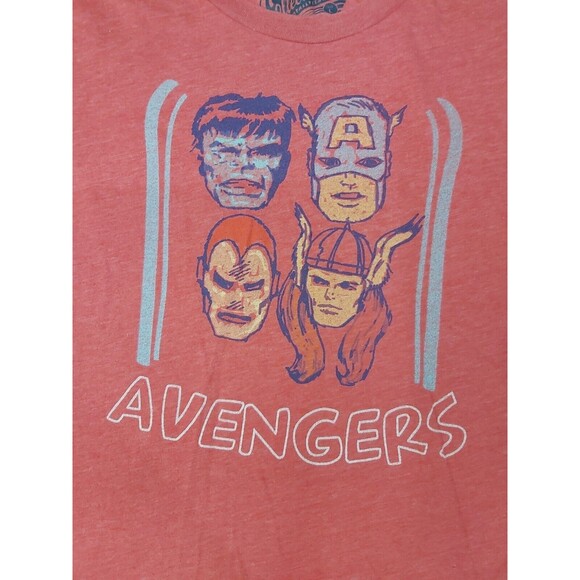 Graphic T Shirt Size Large Short Sleeve Avengers Hulk Cpt America Flash - Picture 3 of 10
